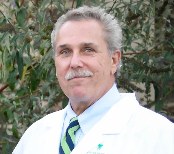 Dr. Dennis Foster Jr.